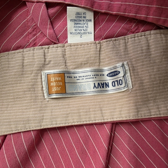 Old Navy Women Pink Pinstripe Pleated Skirt Just Below Waist Size 2 - Picture 12 of 14